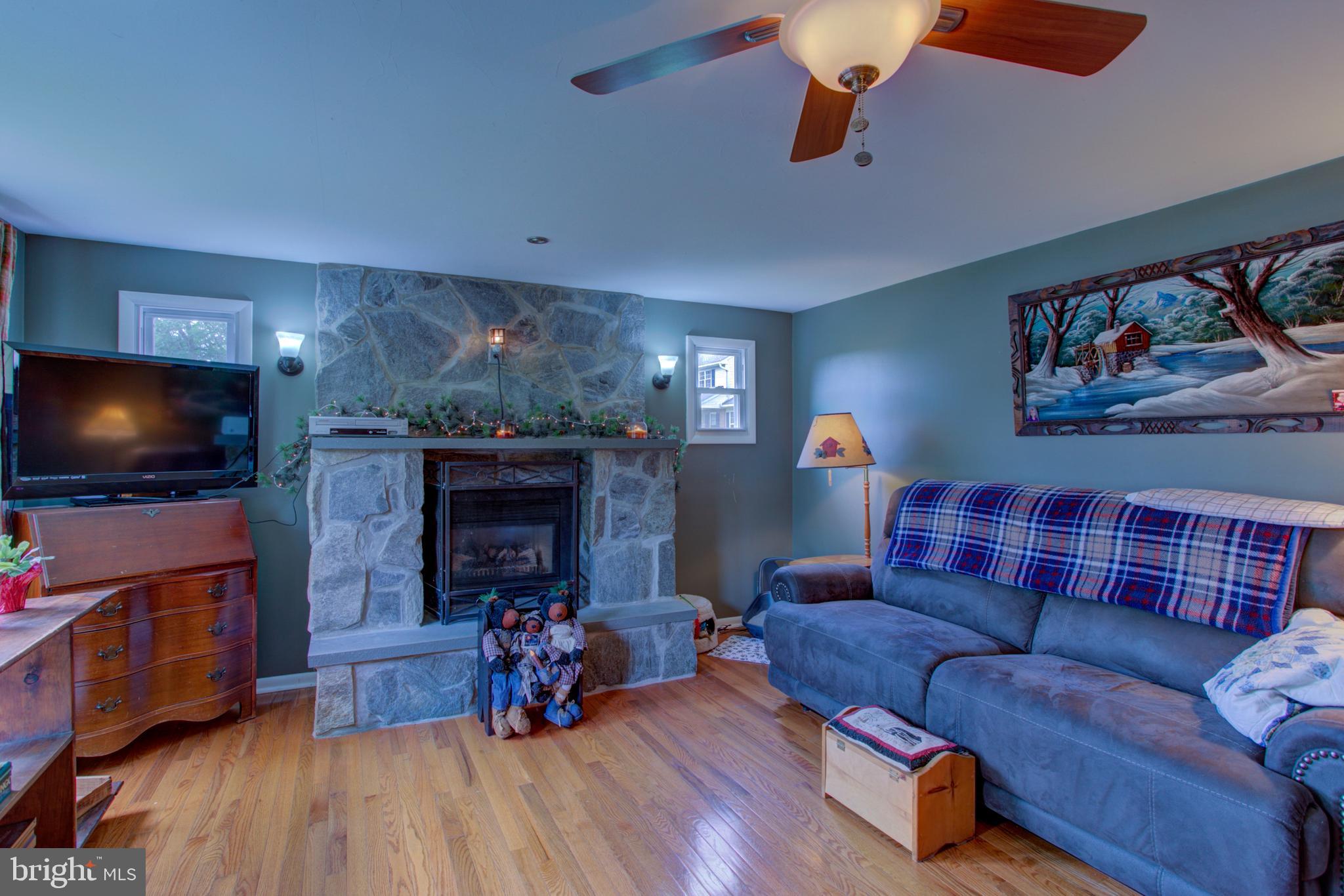 1716 River Road Marietta, PA 17547 - Photo 5 of 28 Gallery Image 5