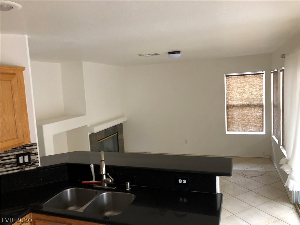 2403 Rue De Versailles Henderson, NV 89074 - Photo 13 of 21
