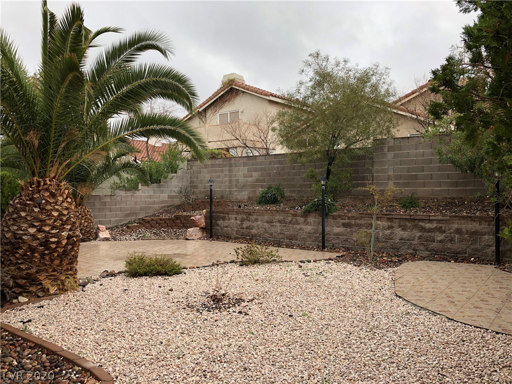 2403 Rue De Versailles Henderson, NV 89074 - Photo 10 of 21
