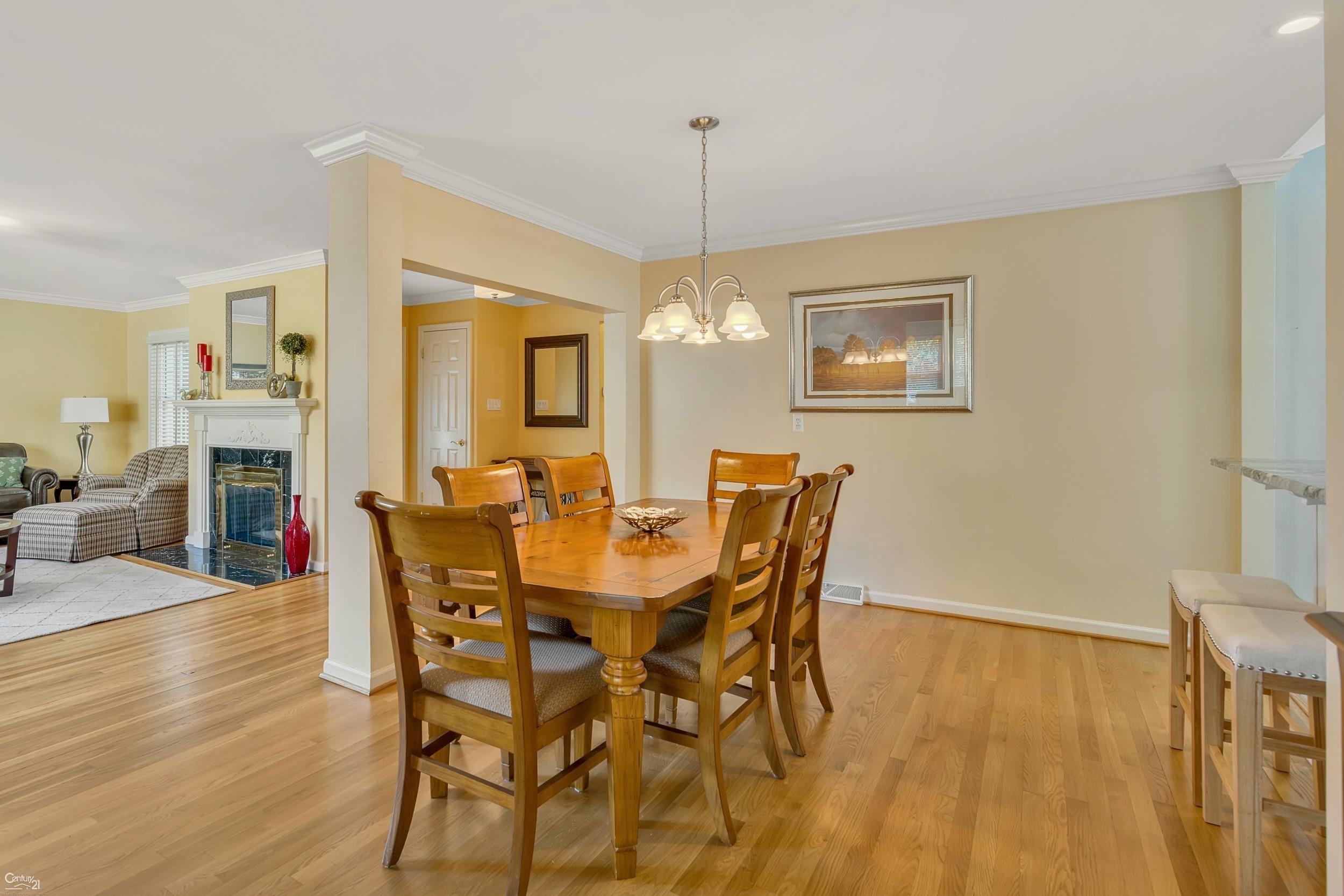 1038 Hawthorne Road Grosse Pointe Woods, MI 48236 - Photo 16 of 61