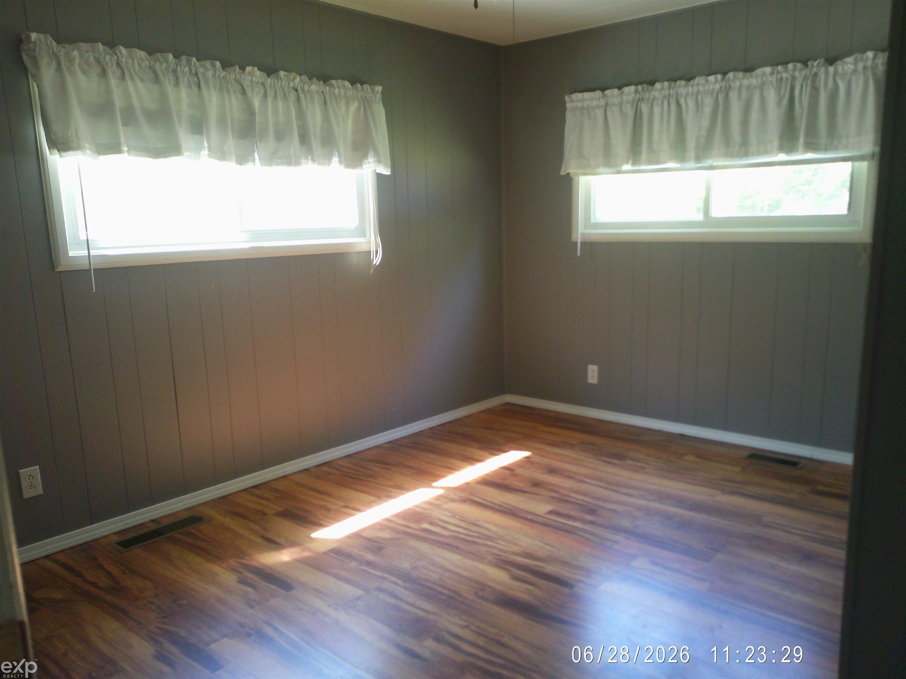 4707 Dixon Road Caro, MI 48723 - Photo 9 of 20 50213120-a687dc0a-cd29-4fbf-83f5-951059cc887f.JPG