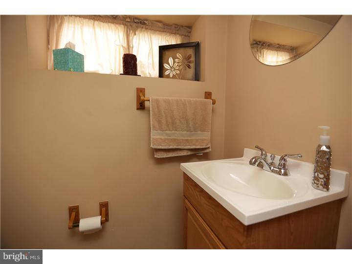 178 Woodbine Road Havertown, PA 19083 - Photo 14 of 25 Half Bath