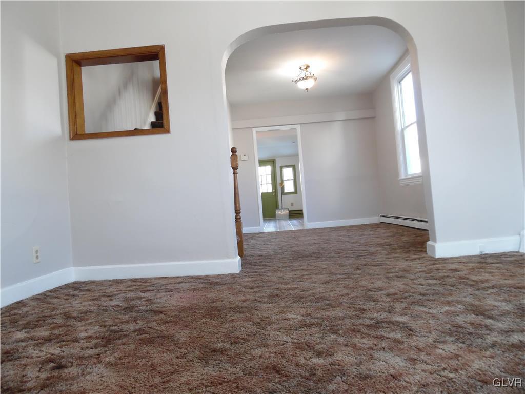 223 East Raspberry Street Bethlehem, PA 18018 - Photo 5 of 20 a view of an empty room and window