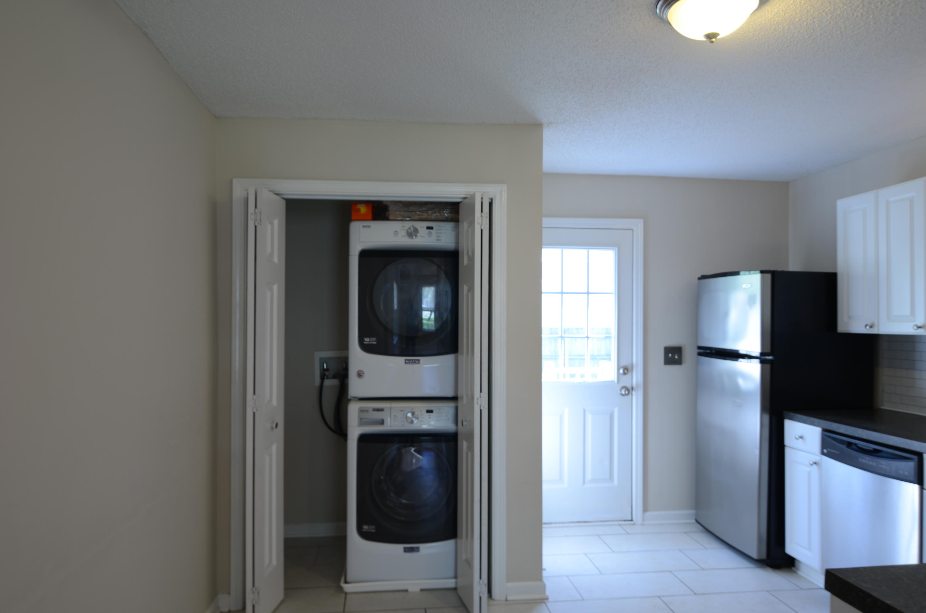 1913 Old Parsonage Road Charleston, SC 29414 - Photo 8 of 24 Kitchen - UnitA