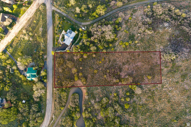 6975 North Durfee Way, Unit 20 Eden, UT 84310 - Photo 4 of 15 Rectangular parcel of undeveloped land outlined in red