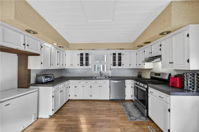 $624,900 | 499 Hanover Street, Fall River, MA 02720