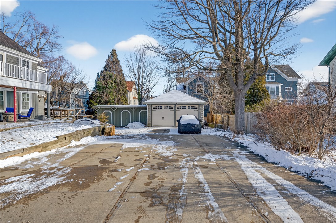 499 Hanover Street Fall River, MA 02720 - Photo 3 of 42