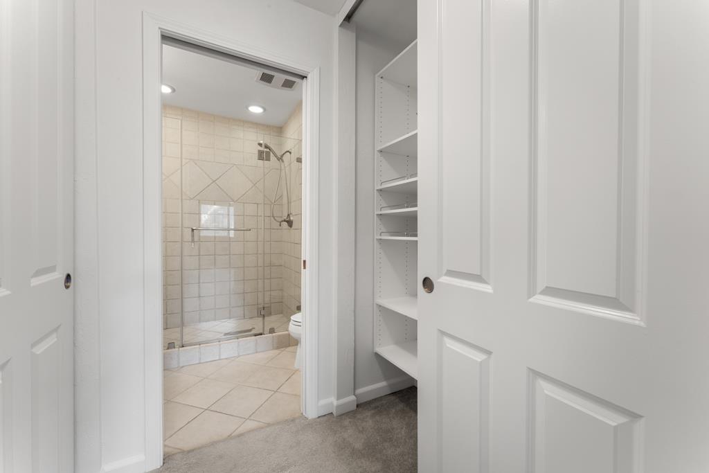 99 East Middlefield Road, Unit 41 Mountain View, CA 94043 - Photo 16 of 37 a bathroom with a shower