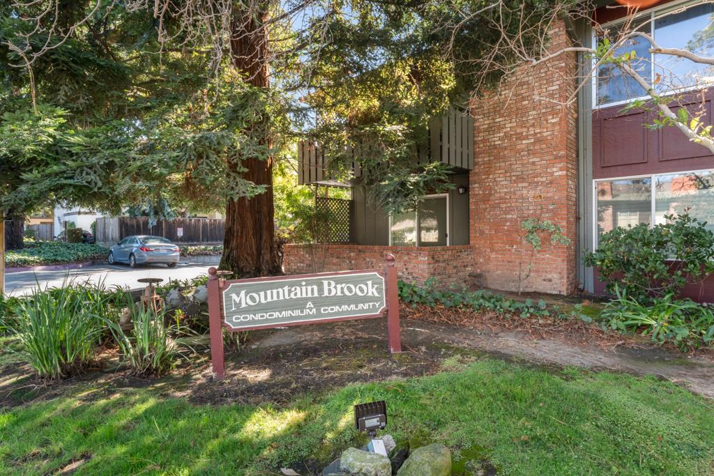 99 East Middlefield Road, Unit 41 Mountain View, CA 94043 - Photo 4 of 37 a sign on the side of a building