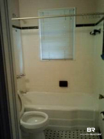 22 Edinborough Avenue Mobile, AL 36611 - Photo 7 of 9