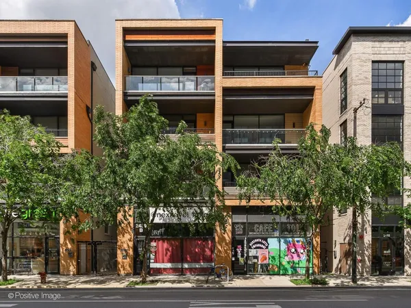 $5,000 | 2491 North Milwaukee Avenue, Unit 3S, Chicago, IL 60647