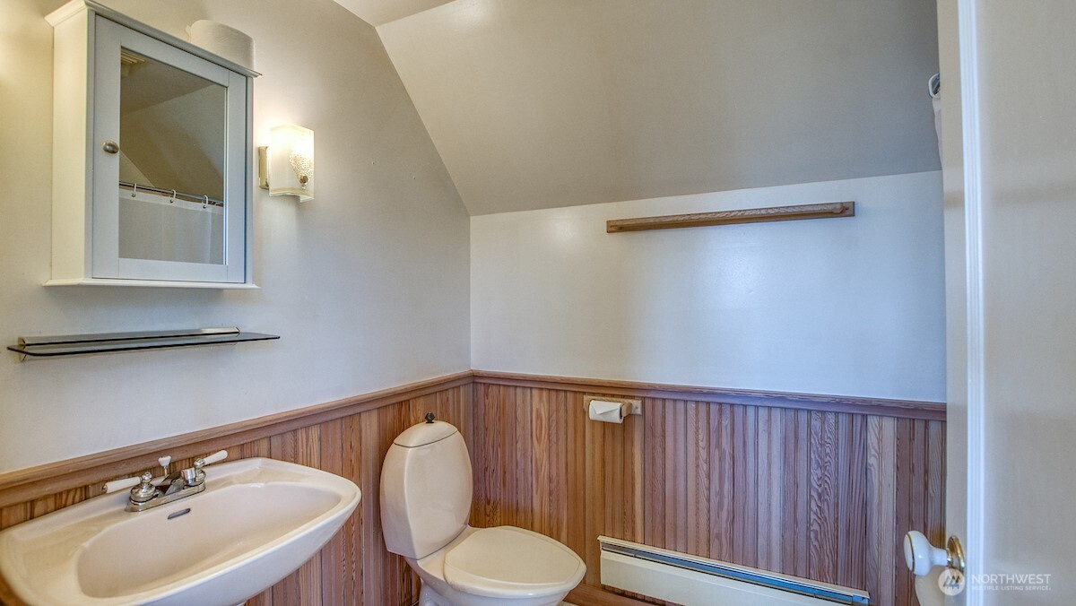 445 Point Lawrence Road Orcas Island, WA 98279 - Photo 21 of 40