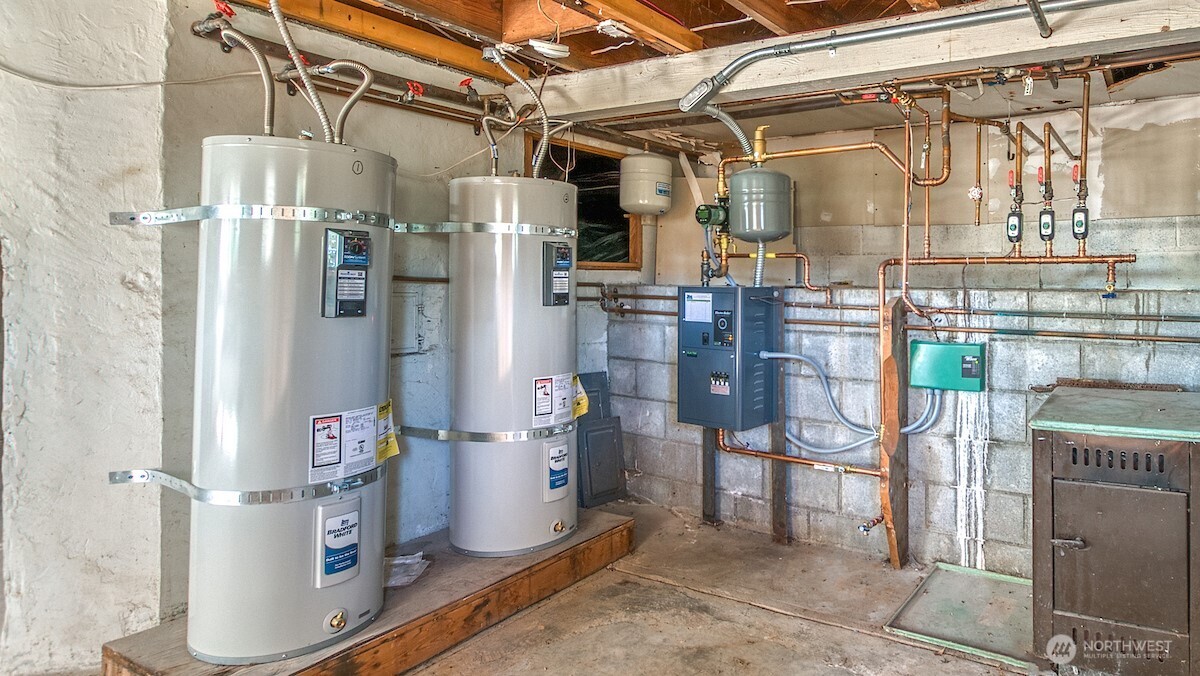 445 Point Lawrence Road Orcas Island, WA 98279 - Photo 37 of 40