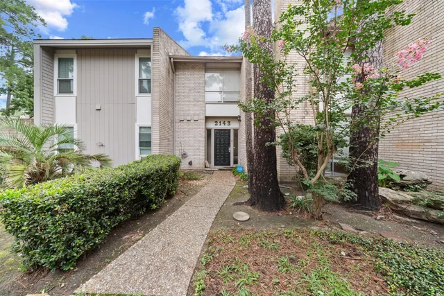 $120,000 | 2143 Lake Village Drive, Kingwood, TX 77339