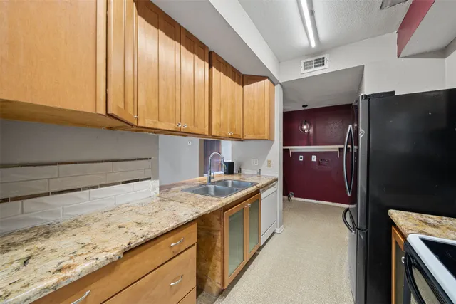 $120,000 | 2143 Lake Village Drive, Kingwood, TX 77339