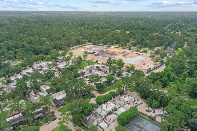 $120,000 | 2143 Lake Village Drive, Kingwood, TX 77339