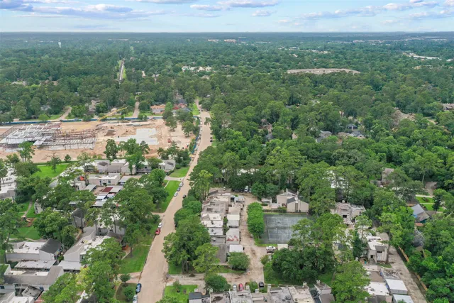 $120,000 | 2143 Lake Village Drive, Kingwood, TX 77339