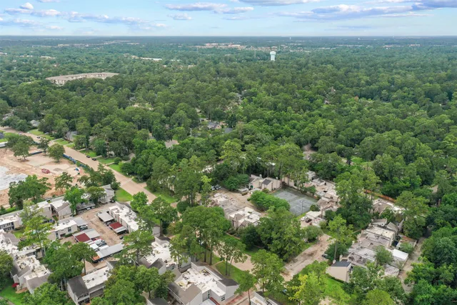 $120,000 | 2143 Lake Village Drive, Kingwood, TX 77339