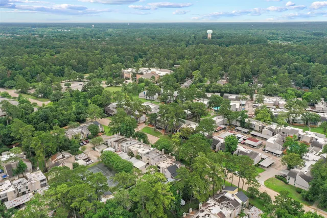 $120,000 | 2143 Lake Village Drive, Kingwood, TX 77339