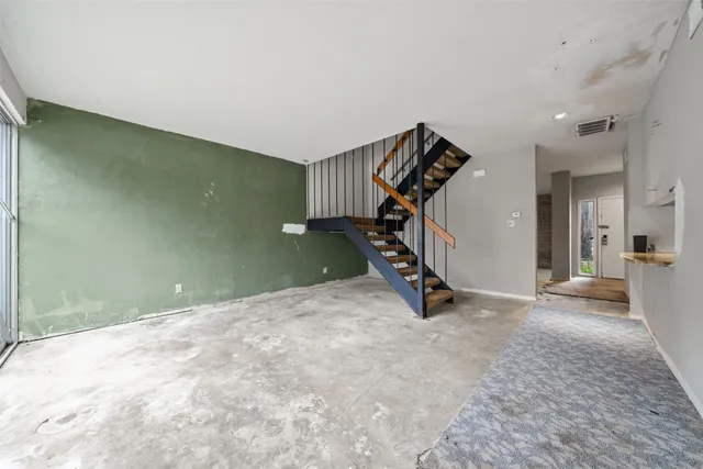 $120,000 | 2143 Lake Village Drive, Kingwood, TX 77339