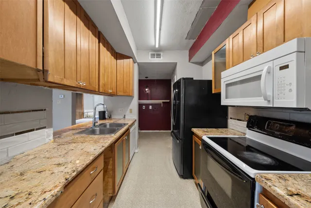 $120,000 | 2143 Lake Village Drive, Kingwood, TX 77339