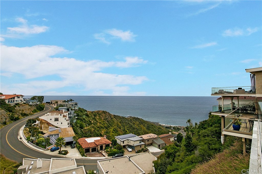 775 Kendall Drive Laguna Beach, CA 92651 - Photo 17 of 36