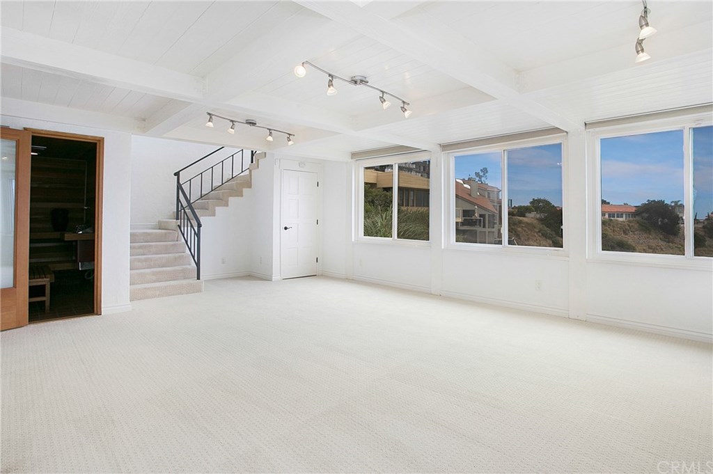 775 Kendall Drive Laguna Beach, CA 92651 - Photo 27 of 36