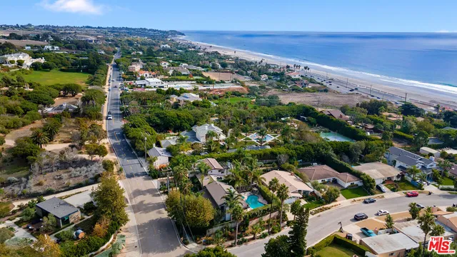 $2,675,000 | 30630 Morning View Drive, Malibu, CA 90265