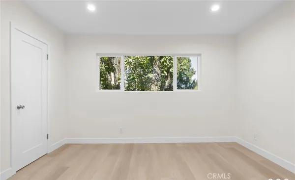 $2,600 | 7961 Willis Avenue, Unit 18, Panorama City, CA 91402