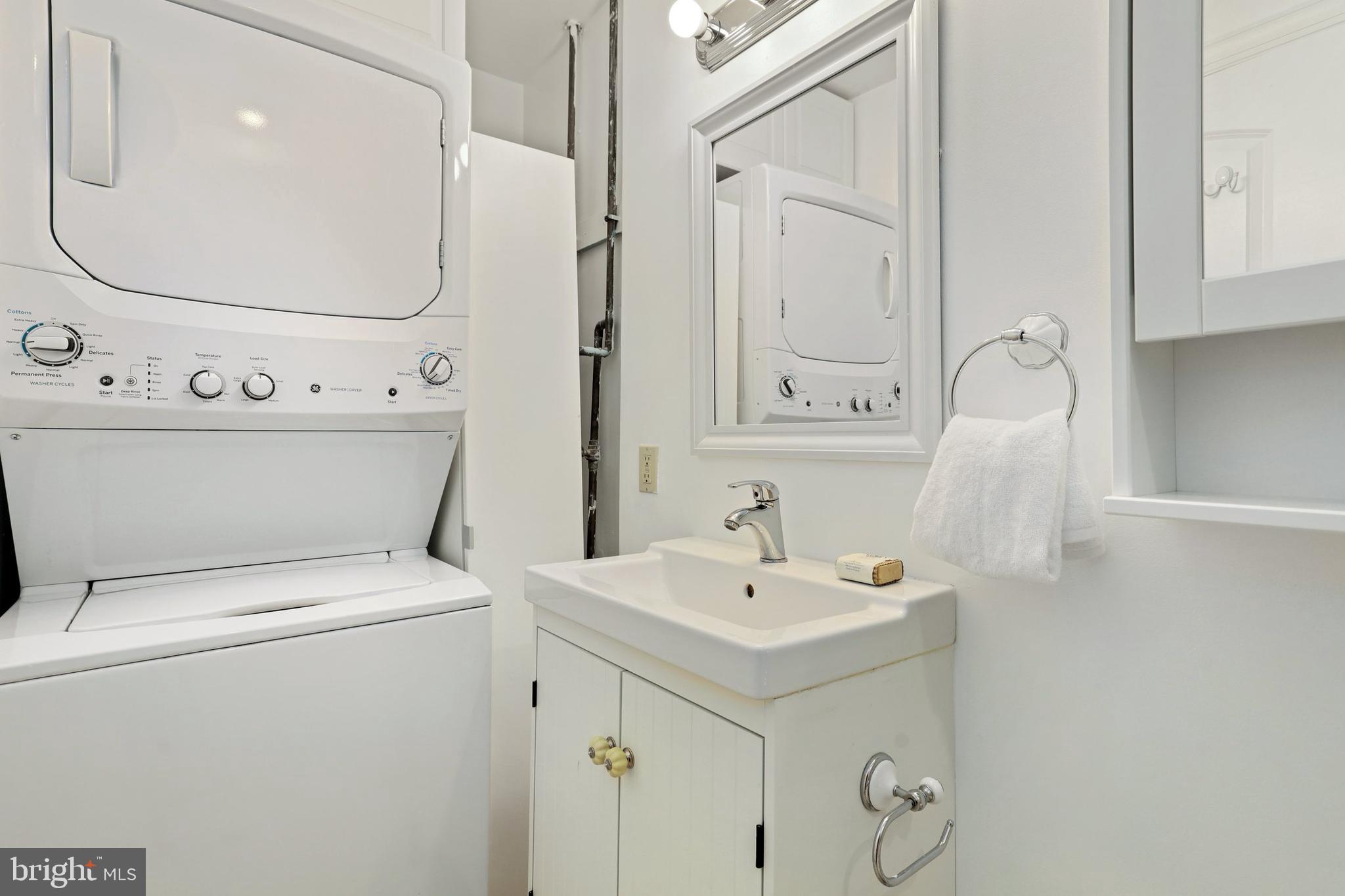 1832 Calvert Street Northwest, Unit 2 Washington, DC 20009 - Photo 17 of 23 Gallery Image 17