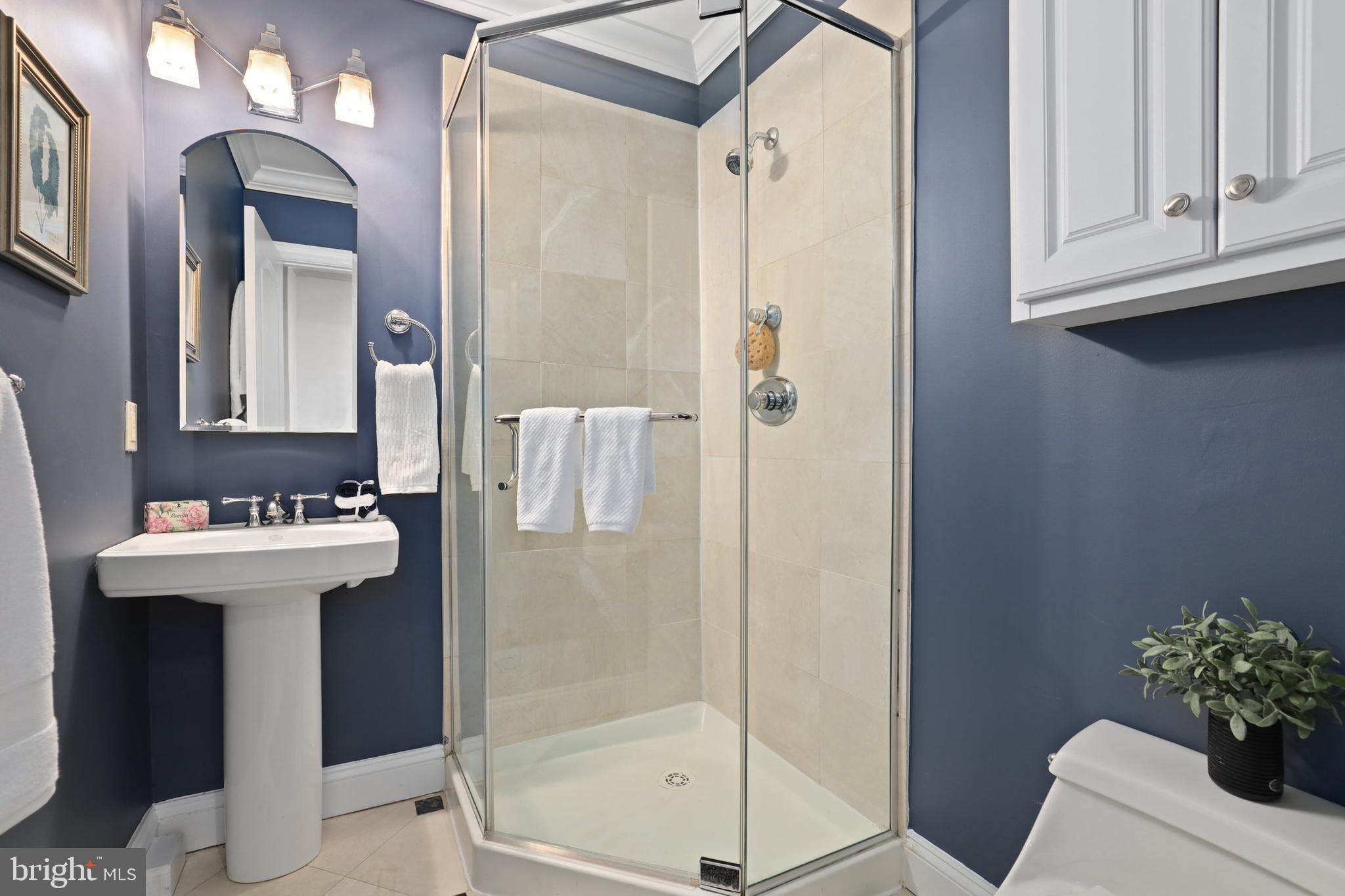 1832 Calvert Street Northwest, Unit 2 Washington, DC 20009 - Photo 20 of 23 Gallery Image 20
