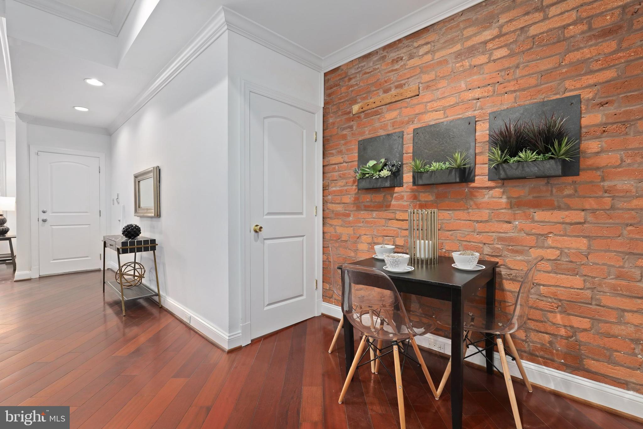 1832 Calvert Street Northwest, Unit 2 Washington, DC 20009 - Photo 5 of 23 Gallery Image 5