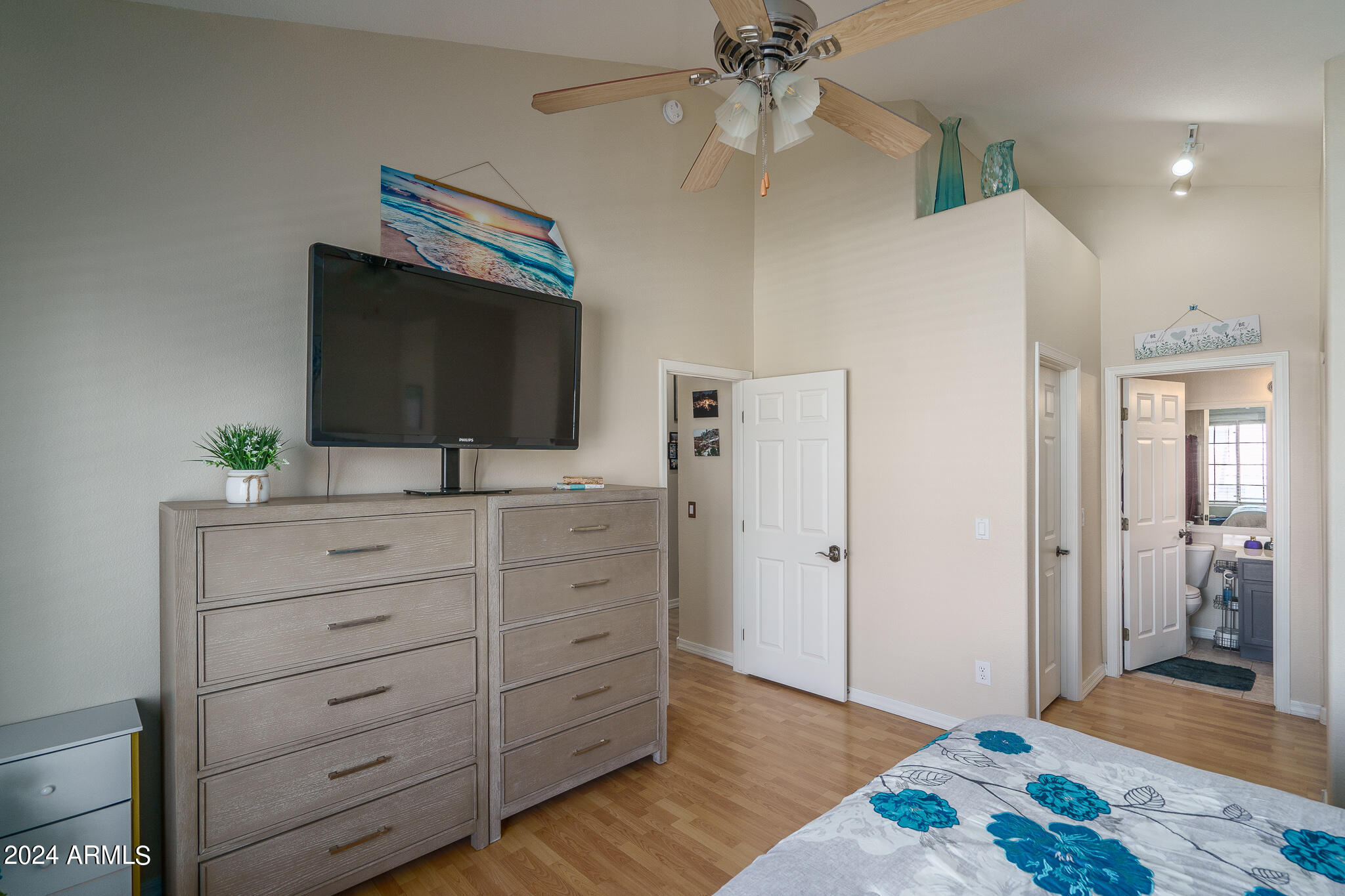 2801 North Litchfield Road, Unit 9 Goodyear, AZ 85395 - Photo 15 of 27 14) PRIMARY