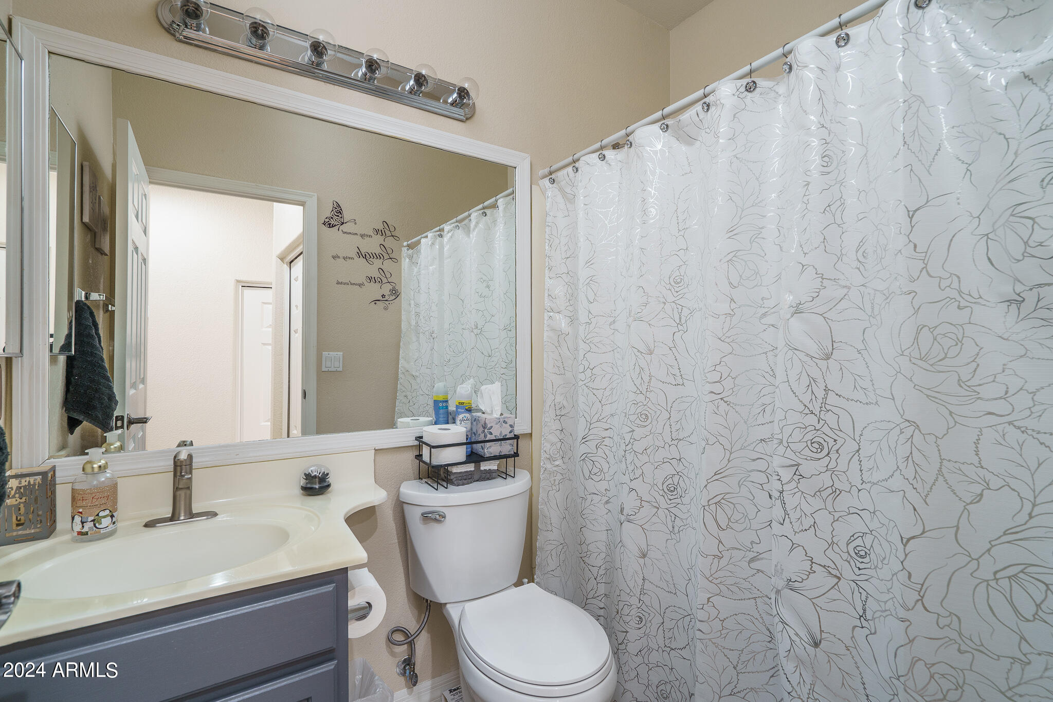 2801 North Litchfield Road, Unit 9 Goodyear, AZ 85395 - Photo 19 of 27 18) BATH 2