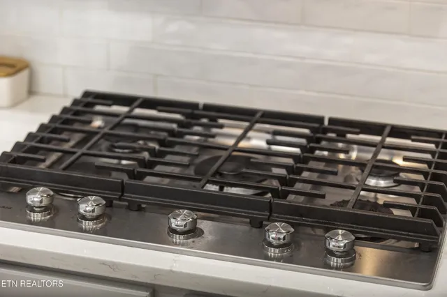 $715,000 | 3005 Cambridge Shores Lane, Knoxville, TN 37938