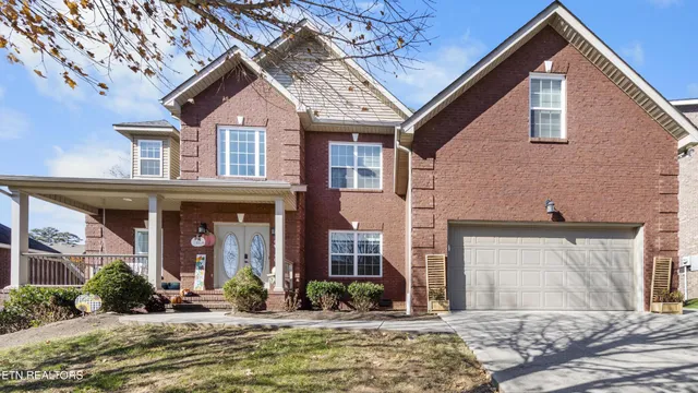 $715,000 | 3005 Cambridge Shores Lane, Knoxville, TN 37938