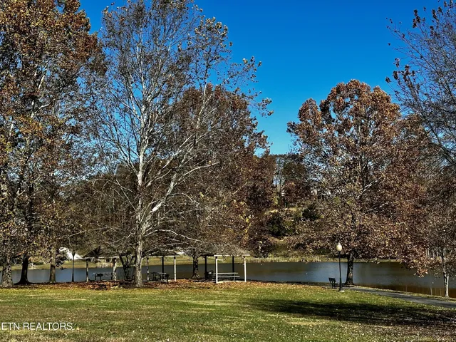 $715,000 | 3005 Cambridge Shores Lane, Knoxville, TN 37938