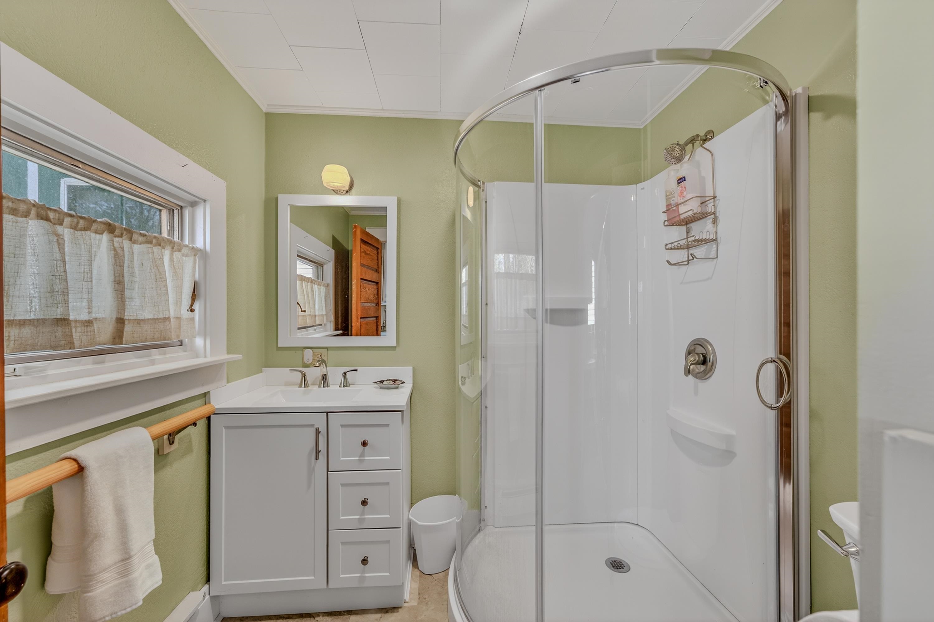 91 Meadow Street Bethlehem, NH 03574 - Photo 22 of 44