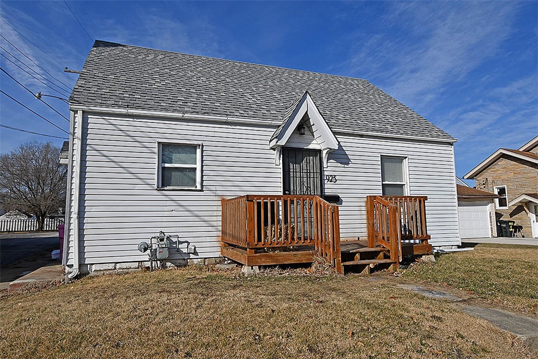 950 South Franklin Street Decatur, IL 62521 - Photo 3 of 35
