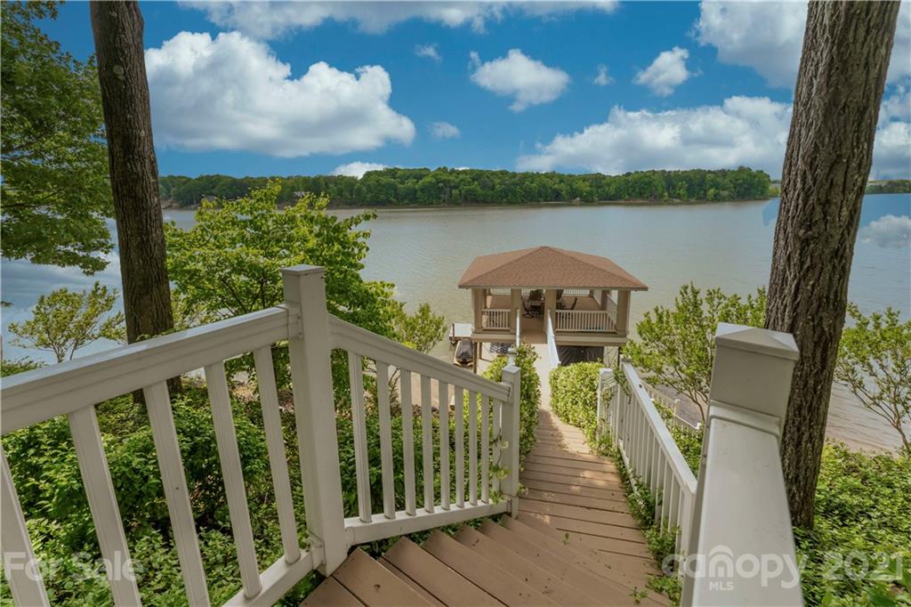7534 Buckland Road Charlotte, NC 28278 - Photo 12 of 37 Gallery Image 12