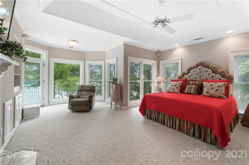 7534 Buckland Road Charlotte, NC 28278 - Photo 20 of 37 Gallery Image 20