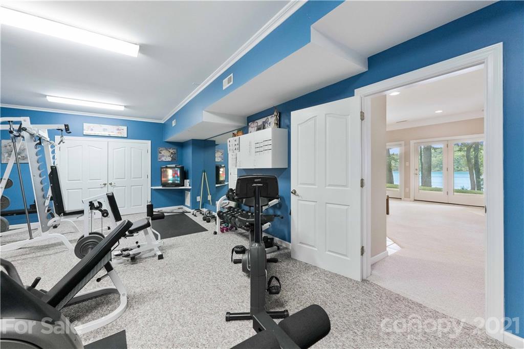 7534 Buckland Road Charlotte, NC 28278 - Photo 33 of 37 Gallery Image 33