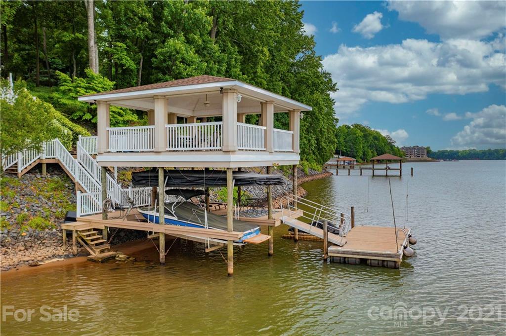 7534 Buckland Road Charlotte, NC 28278 - Photo 7 of 37 Gallery Image 7