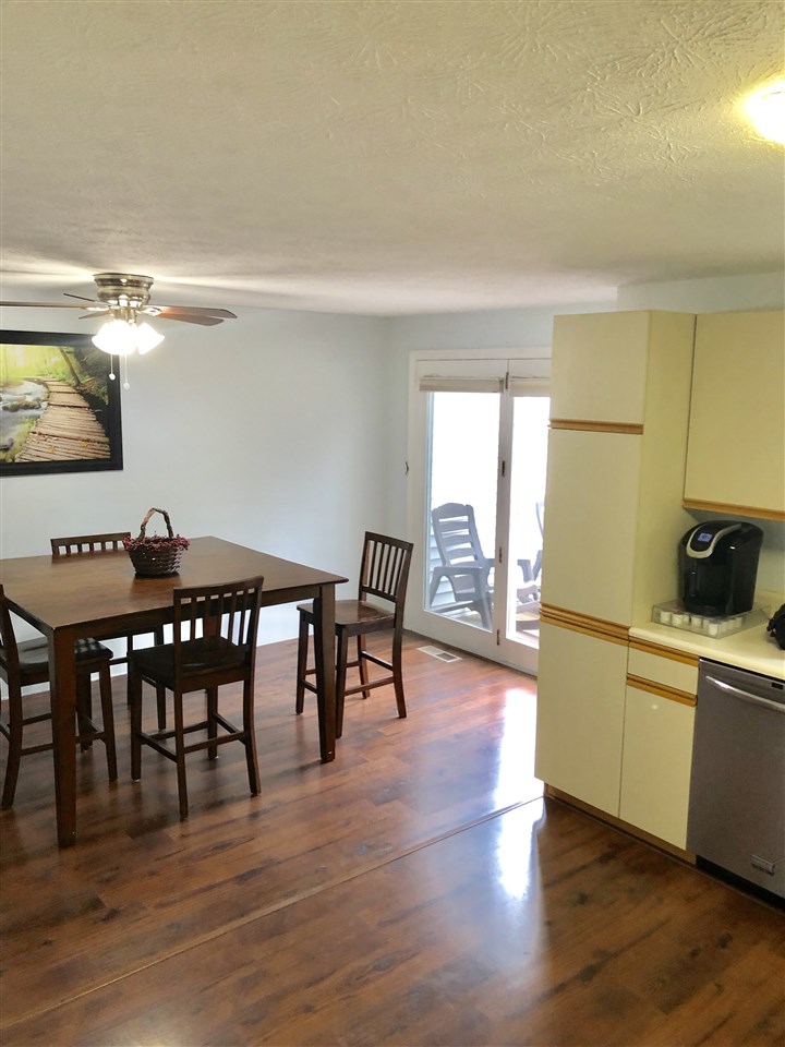 26 Ramsgate Ridge Drive Nashua, NH 03063 - Photo 4 of 20