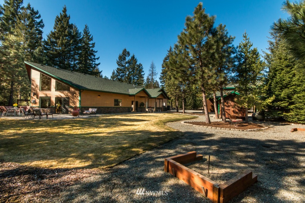 4205 Westside Road Cle Elum, WA 98922 - Photo 1 of 25 Gallery Image 1