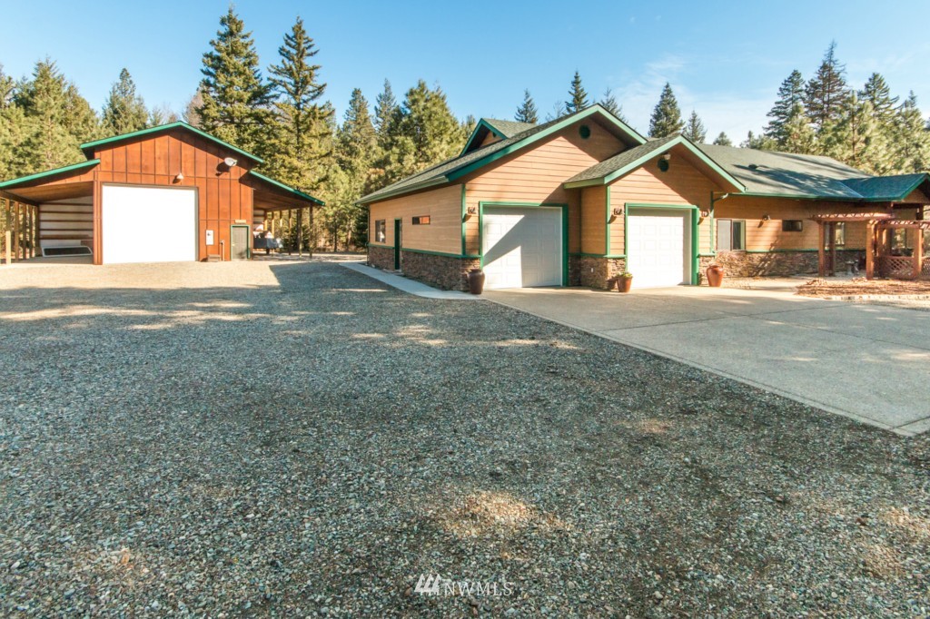 4205 Westside Road Cle Elum, WA 98922 - Photo 3 of 25 Gallery Image 3