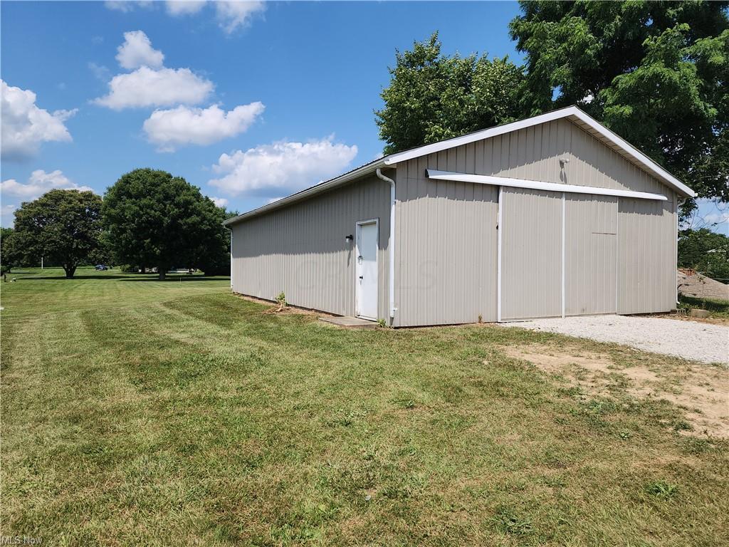12228 Bottom Road Dresden, OH 43821 - Photo 5 of 31 GetMedia.ashx-75