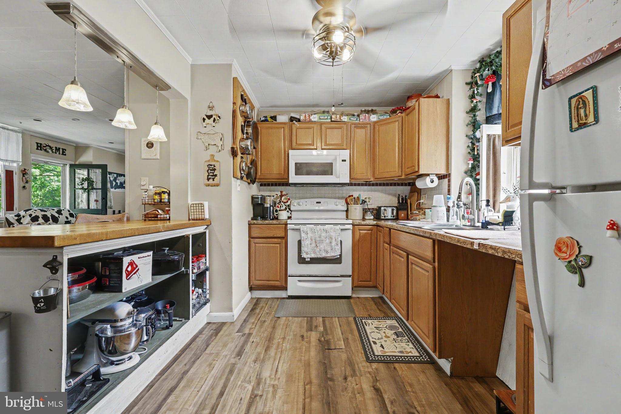 397 Angora Road Reading, PA 19606 - Photo 7 of 31