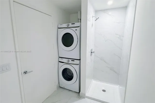 $3,650,000 | 700 Northeast 24th Street, Unit 5507, Miami, FL 33137