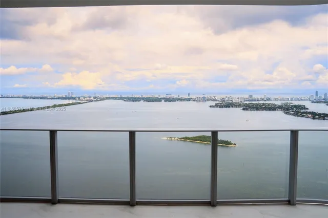 $3,650,000 | 700 Northeast 24th Street, Unit 5507, Miami, FL 33137